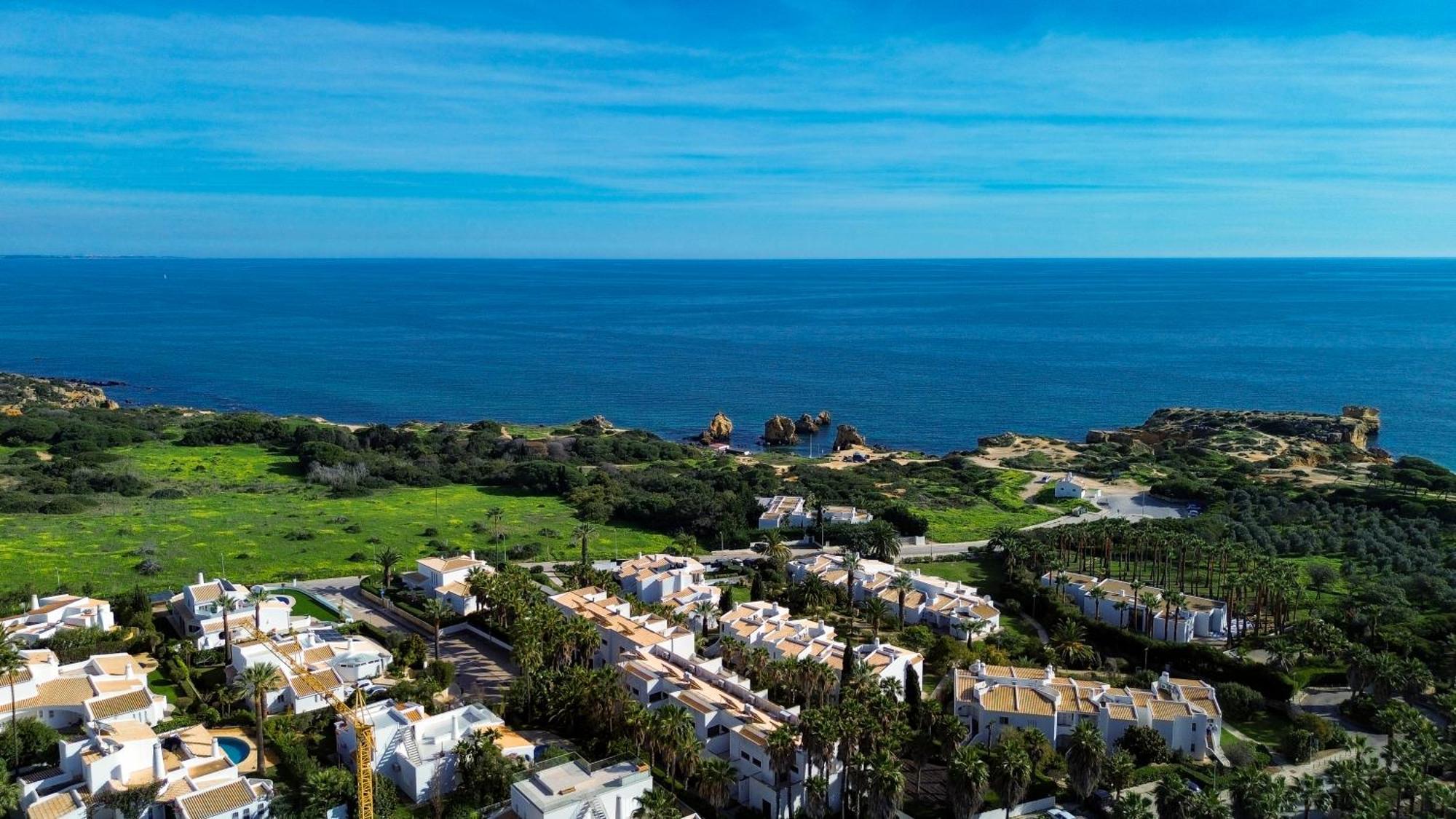 Coastal Retreat With Pool And Beach Access By Drago Rentals Albufeira Exterior foto
